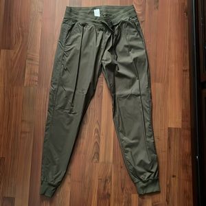 Zyia Olive Trail Joggers